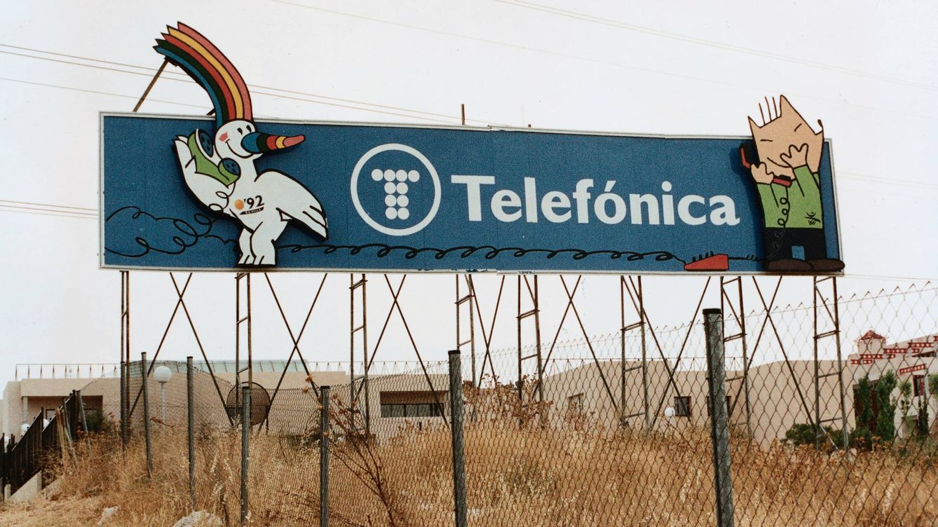 Foto: Logo de Telefónica en un cartel de 1992. (Telefónica)