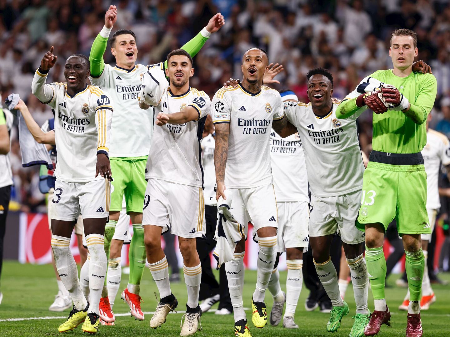 Los jugadores del Real Madrid celebran el pase a la final de la Champions. (AFP7)