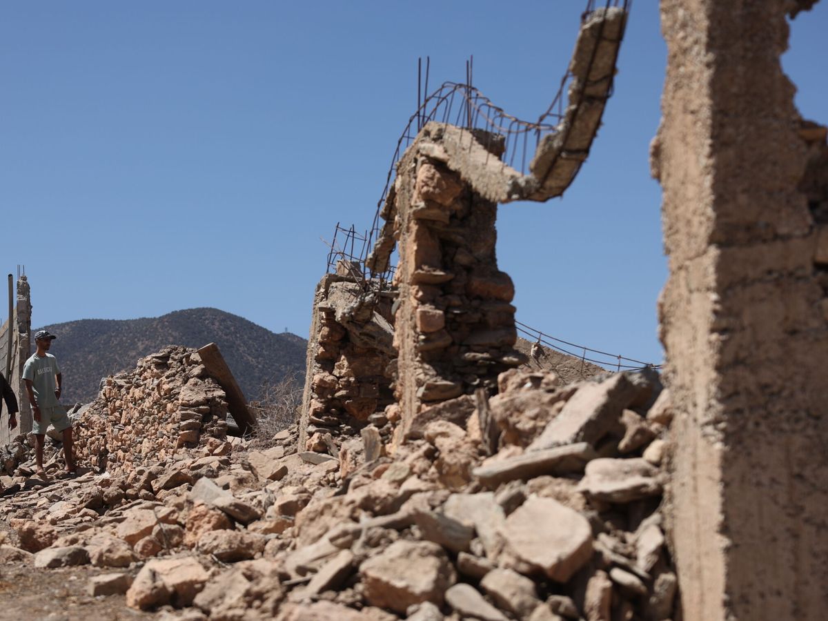 Foto: Escombros en Marruecos tras el terremoto. (EFE/Tiago Petinga)