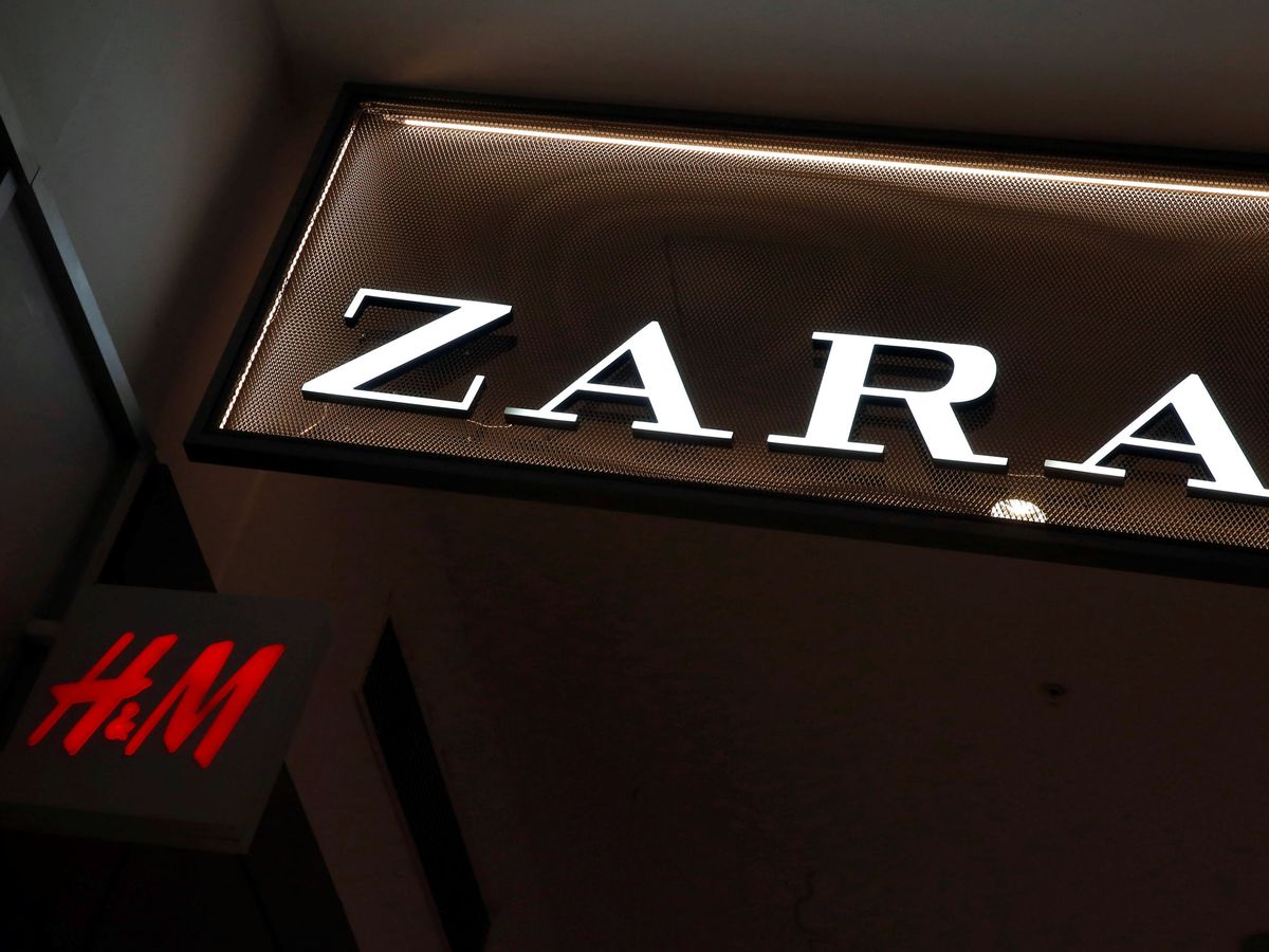 Foto: Logos de Zara y H&M. (Reuters/Rodrigo Garrido)