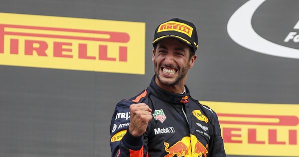 Foto: Ricciardo, celebrando su tercer puesto en el GP de Bélgica. (EFE)