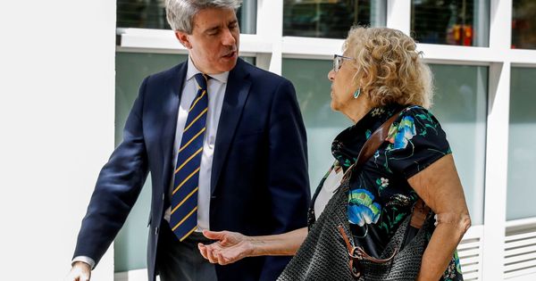 Foto: El presidente de la Comunidad de Madrid, Ángel Garrido, y la alcaldesa de la capital, Manuela Carmena.