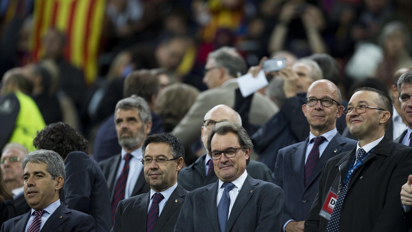 Foto: El presidente en funciones de la Generalitat, Artur Mas, el miércoles en el Camp Nou. (EFE)