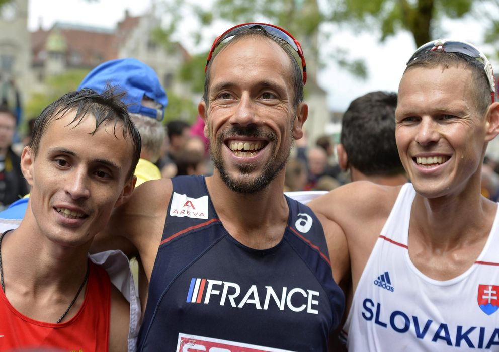 Foto: Los atletas Ivan Noskov (izq), el francés Yohann Diniz (c) y el eslovaco Matej Toth (dcha). (Efe)