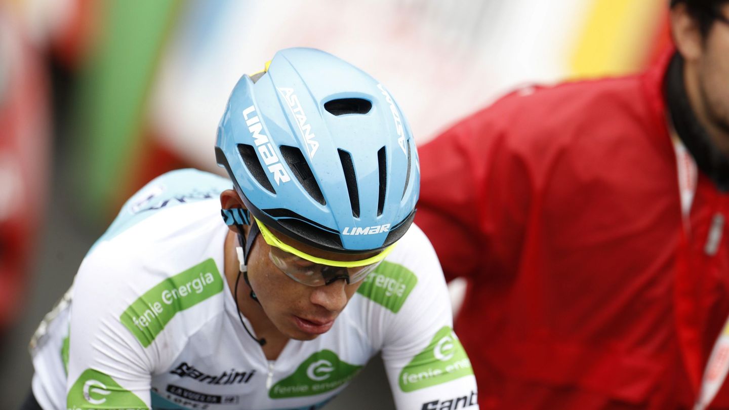 El ciclista colombiano del equipo Astana, Miguel Ángel López 'Supermán López'. EFE Javier Lizón