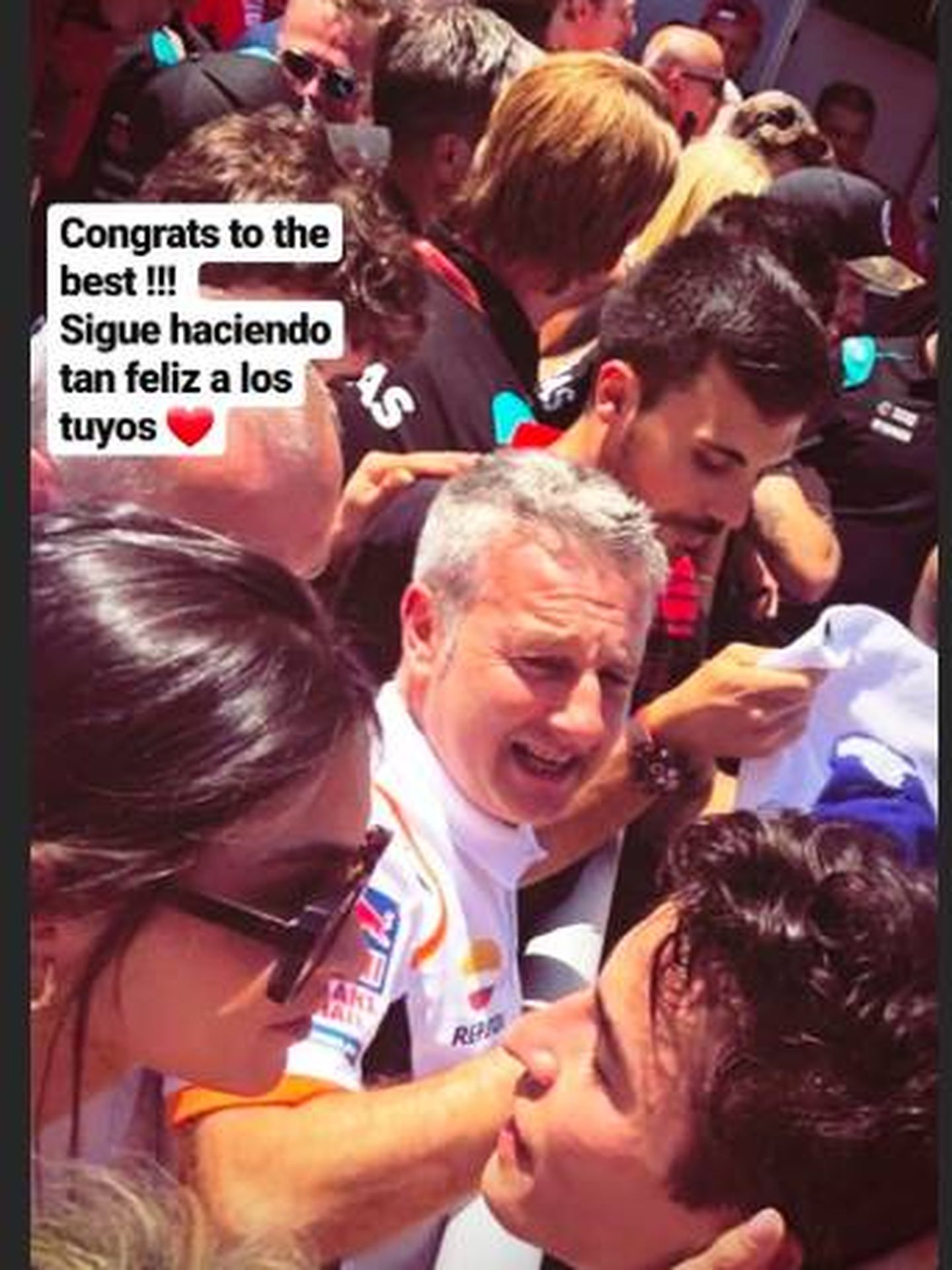 Un storie que Lucía ha subido donde vemos cómo felicita a Marc Márquez por su victoria. (Instagram)