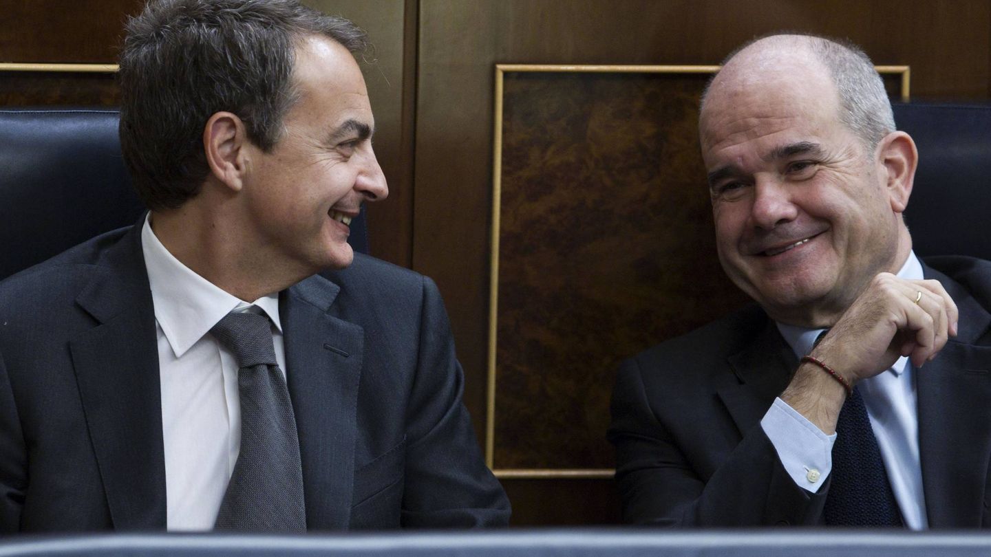 Manuel Chaves y José Luis Rodríguez Zapatero. (Gtres)