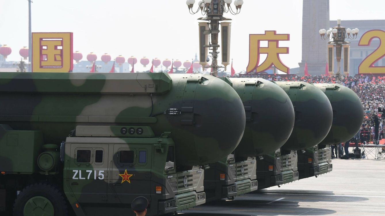 Foto: China tiene silos y plataformas de lanzamiento móviles para sus ICBM.