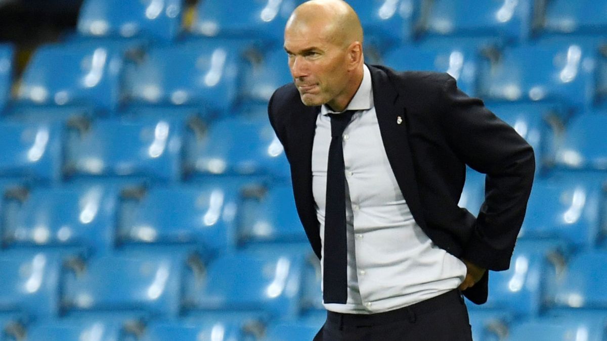 El calentón de Zidane cuando no sabe por dónde le llegan los tiros en el Real Madrid