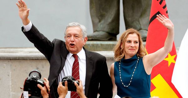 Foto:  López Obrador y Beatriz Gutiérrez Müller. (EFE)