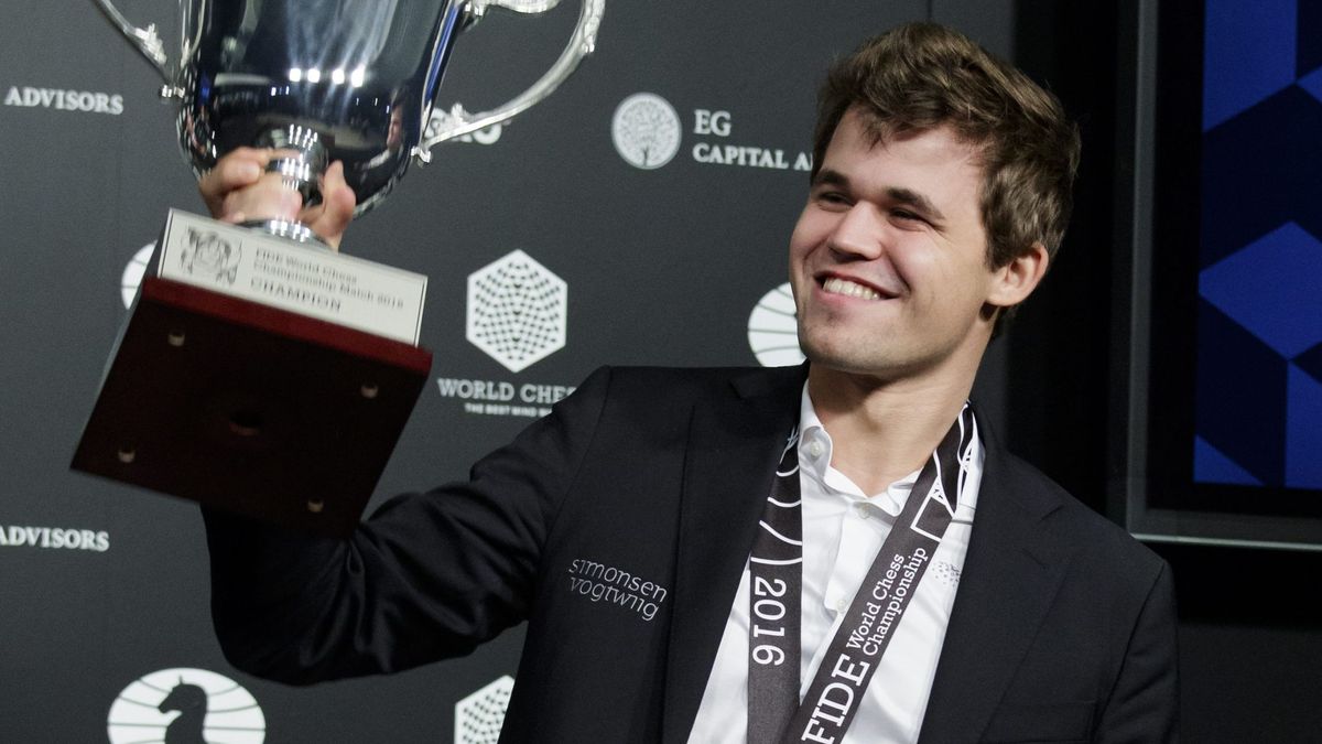 Carlsen retiene el título mundial de ajedrez tras imponerse en el desempate