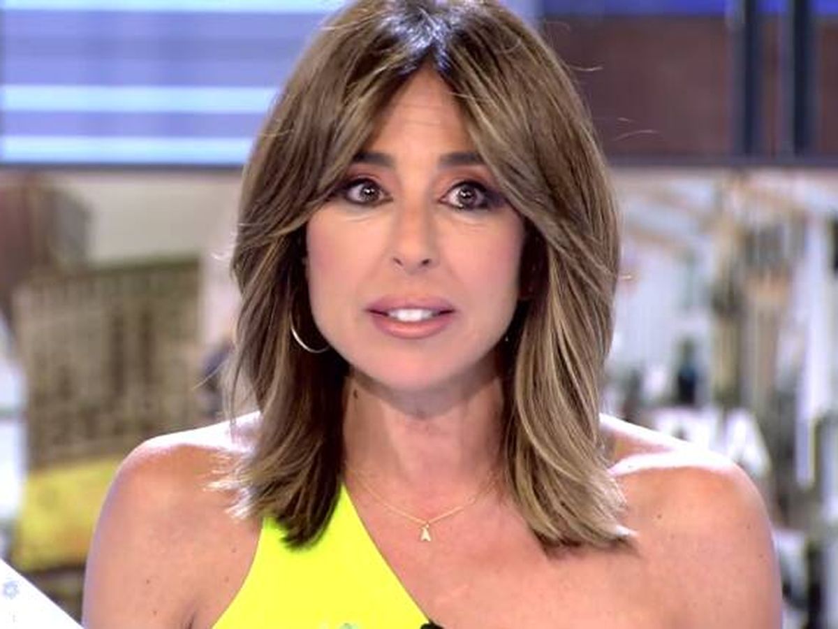 Foto: La presentadora de 'Cuatro al día', Ana Terradillos. (Mediaset)