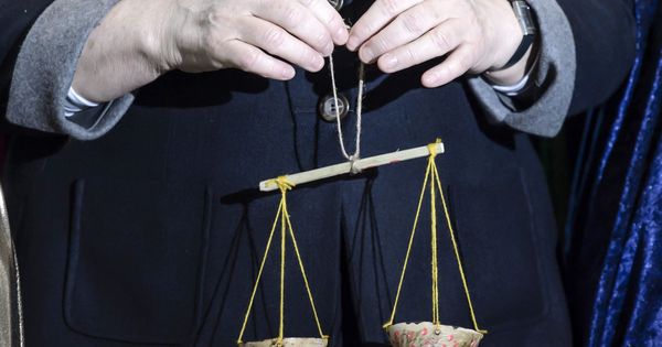 Foto: La justicia debe decidir si hubo estafa en el cambio de testamento (EFE/Clemens Bilan)