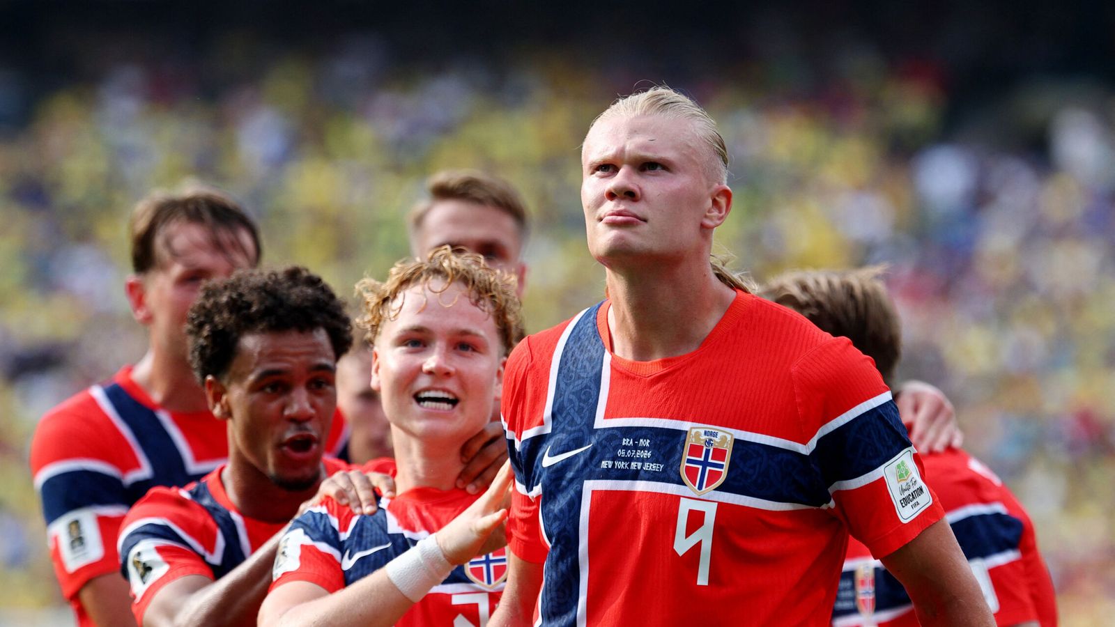 Haaland destruye a la Brasil de Vinícius con un doblete y da la mayor sorpresa del Mundial