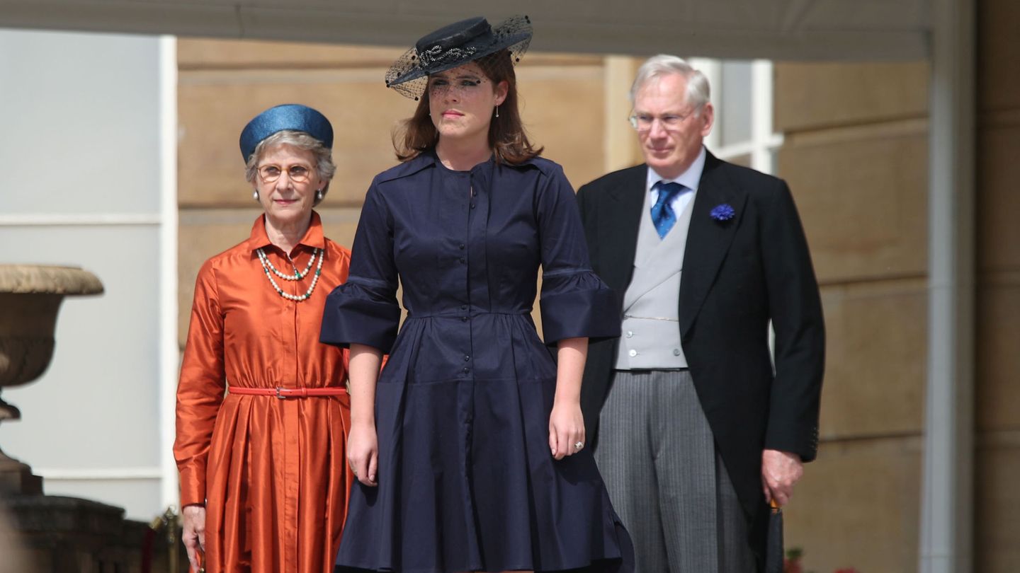 Los duques de Gloucester, junto a la princesa Eugenia en 2018. (Reuters/Pool/Yui Mok)