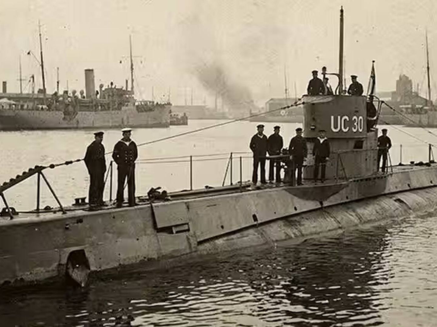 Imagen real del UC-30 antes de hundirse (X/@conect_insights)