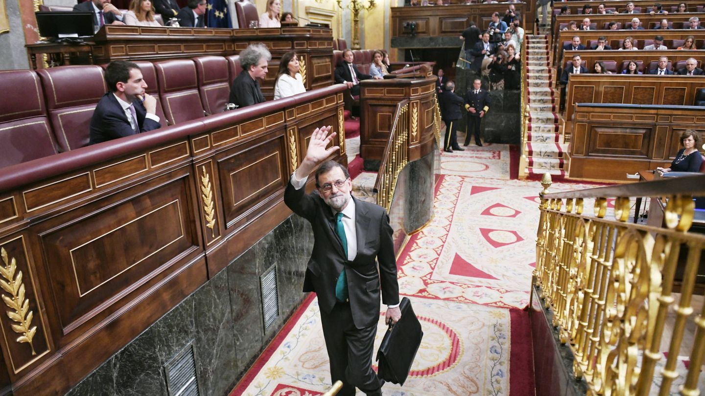 El presidente del Gobierno, Mariano Rajoy, tras participar en el debate de la moción de censura. (Dani Gago)