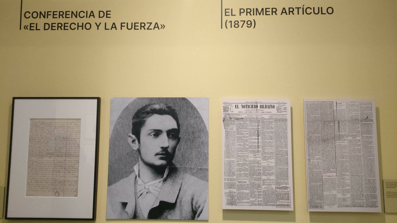 Foto: El primer artículo de Unamuno junto a una foto del escritor en su juventud (P.C)