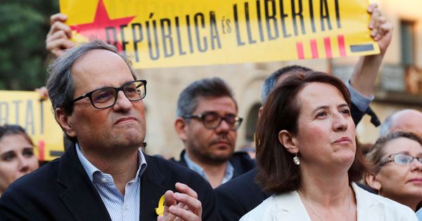 Foto: El presidente de la Generalitat, Quim Torra, en una concentración para reclamar la libertad de los soberanistas en prisión. (EFE)