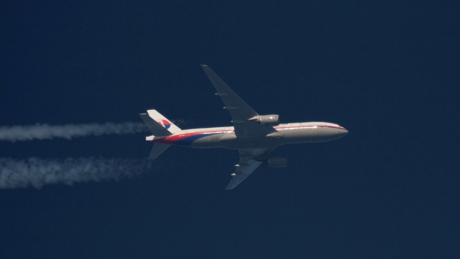 Foto: Un Boeing 777 de Malaysia Airlines sobrevuela Polonia. (Reuters)