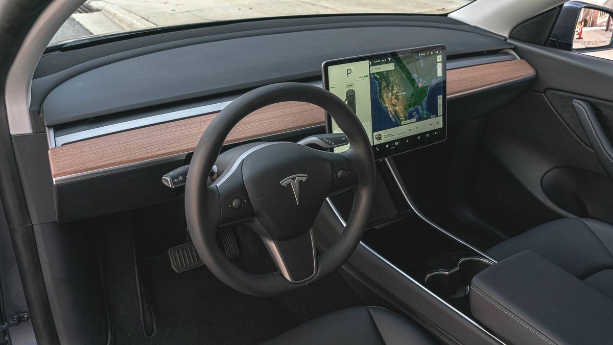 La nueva actualización remota de los Tesla acelerará las recargas rápidas de energía