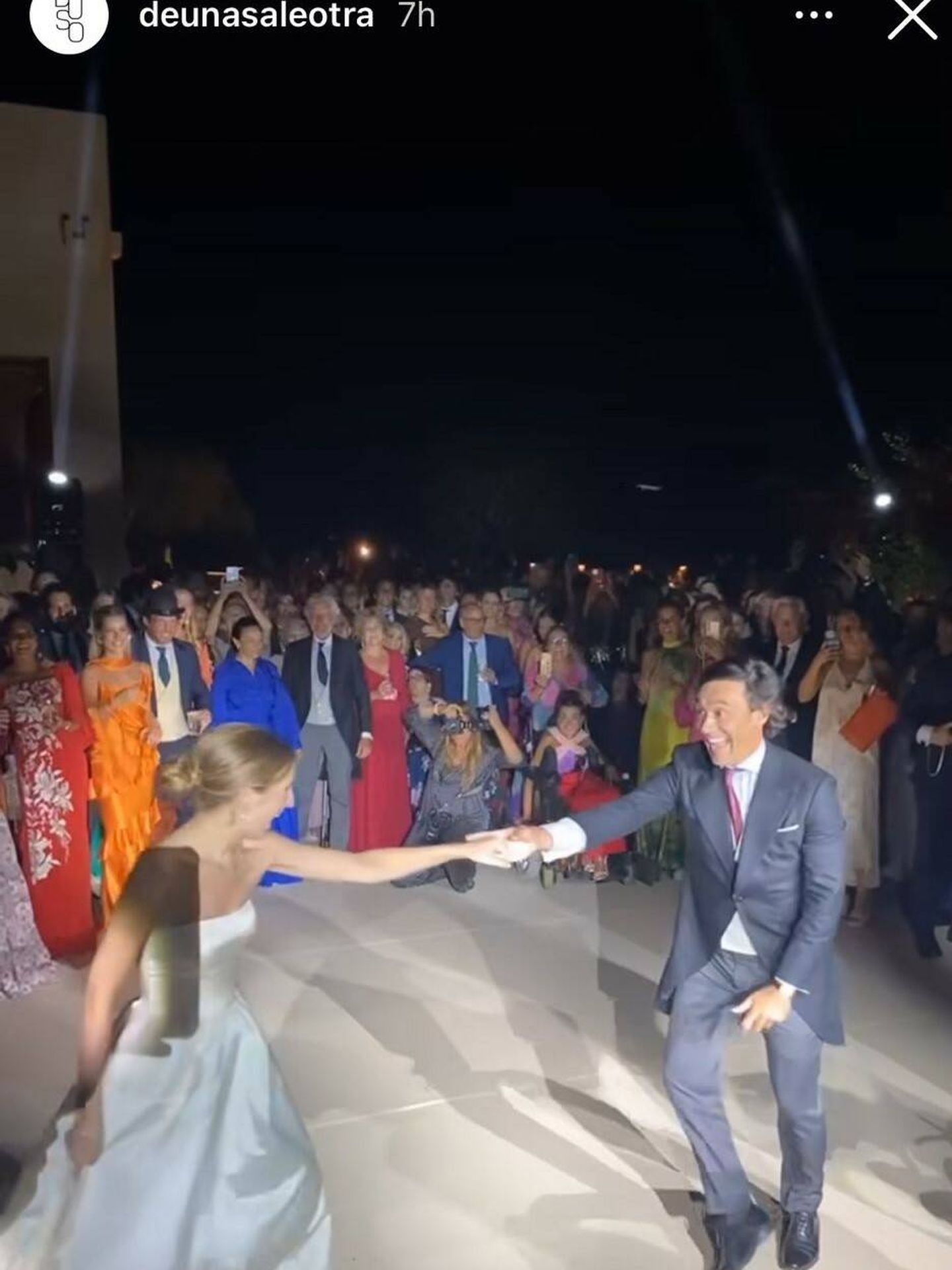 Luisa Bergel bailando en el día de su boda. (IG)