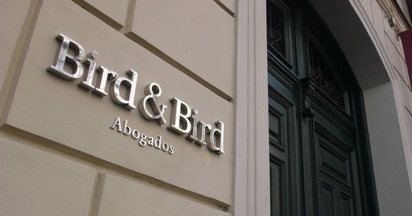 Foto: Exterior de la actual sede de Bird & Bird en Madrid. (Bird & Bird)