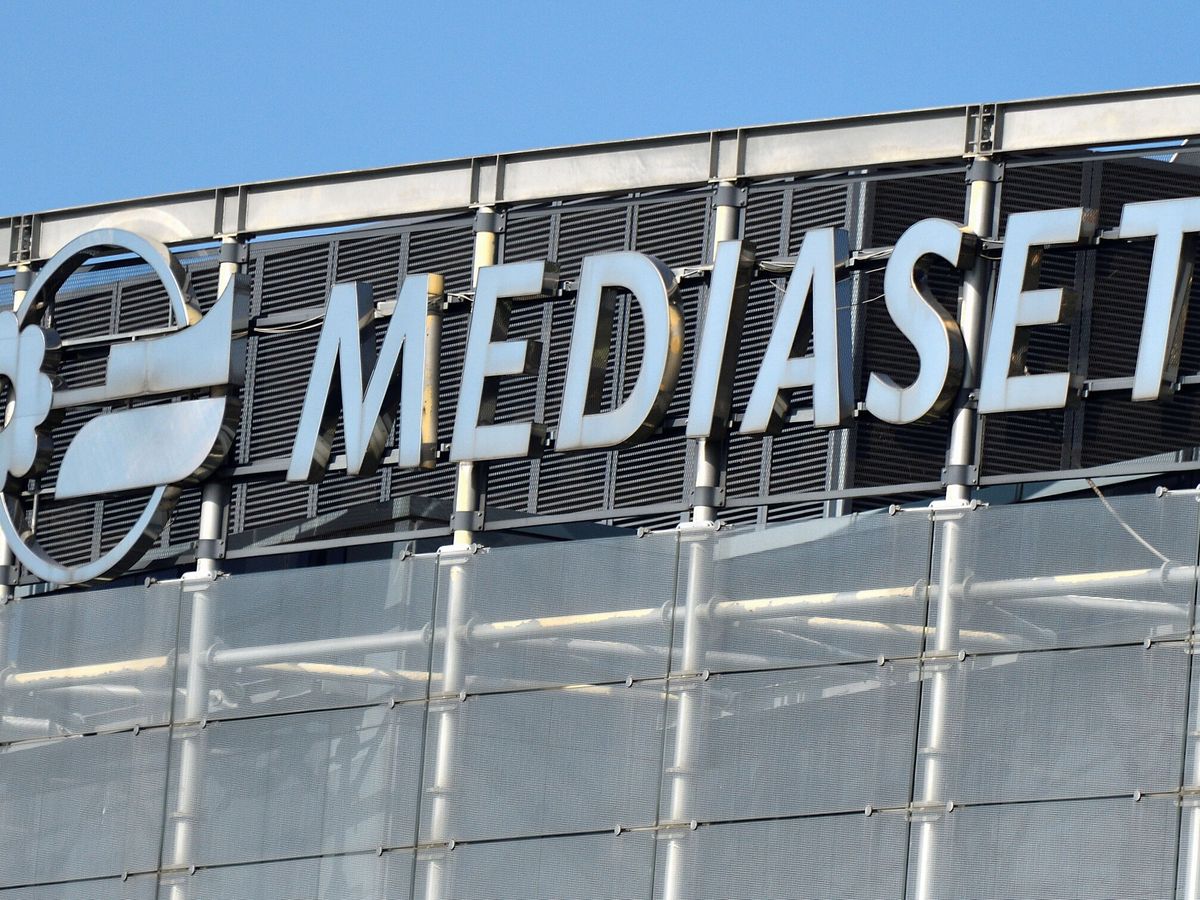 Foto: The mediaset headquarters is seen ahead of the commercial broadcaster's annual general meeting in cologno monzese