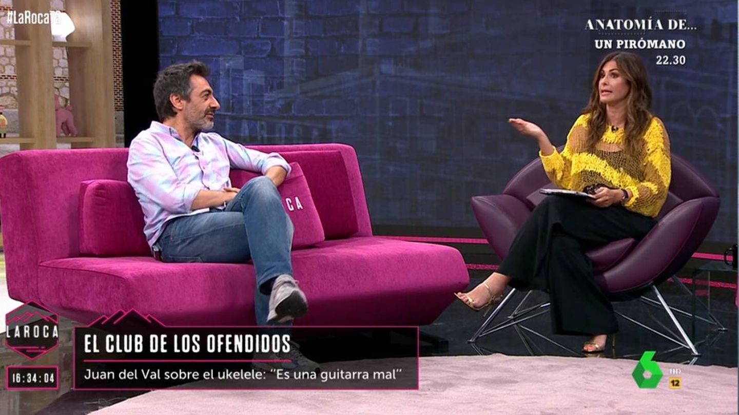 Juan del Val junto a la presentadora Nuria Roca. (Atresmedia)
