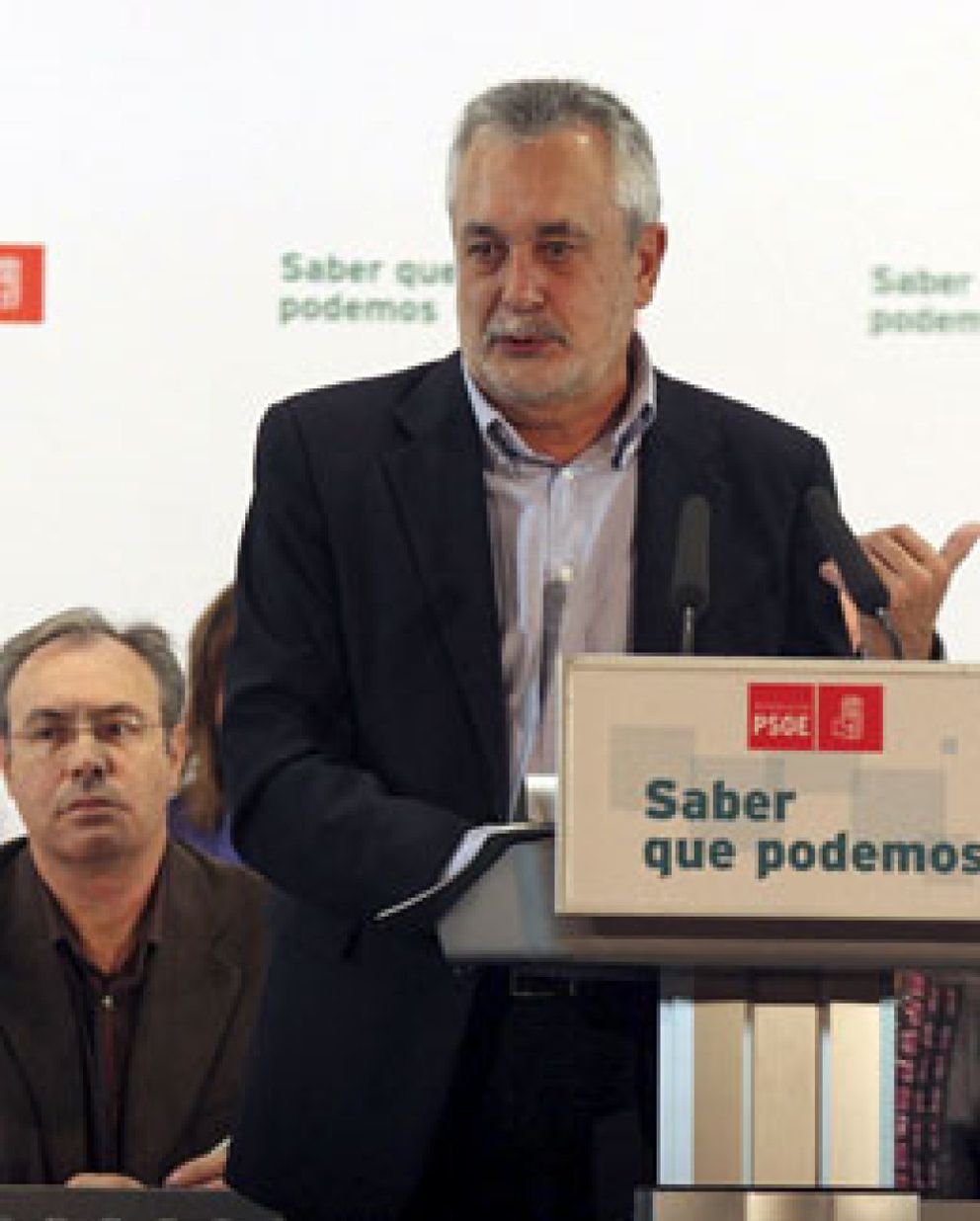 Foto: Griñán confirma “cambios” en el Gobierno de la Junta de Andalucía… aunque sea sin él