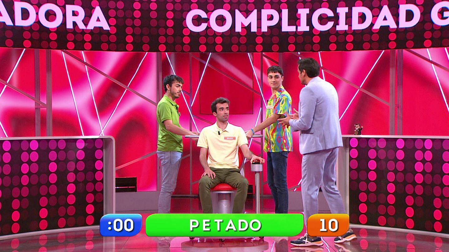 Raúl, Bruno y Borjamina participan en 'Complicidad ganadora' en 'Reacción en cadena'. (Mediaset)