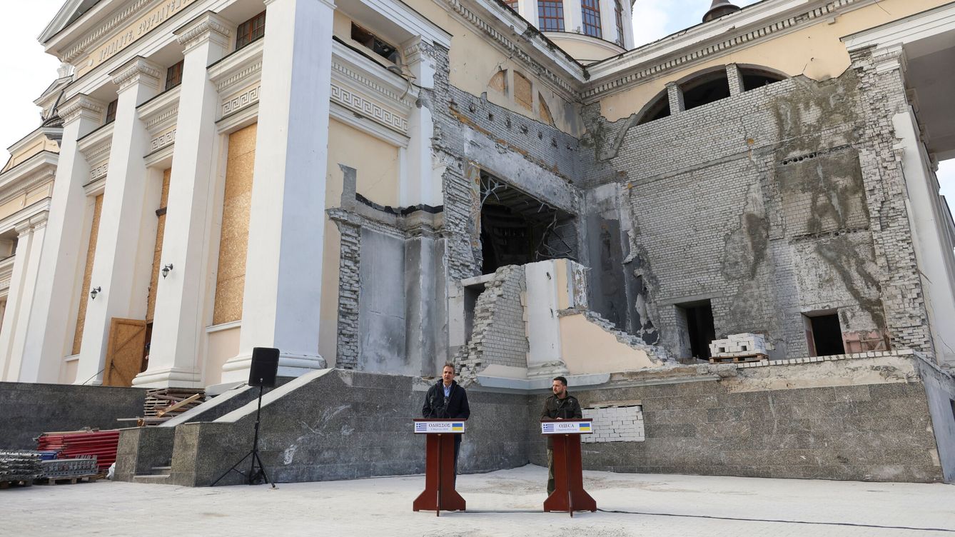 Foto: El presidente ucraniano, Volodímir Zelenski, y el primer ministro griego, Kyriakos Mitsotakis. (Reuters/Stringer)