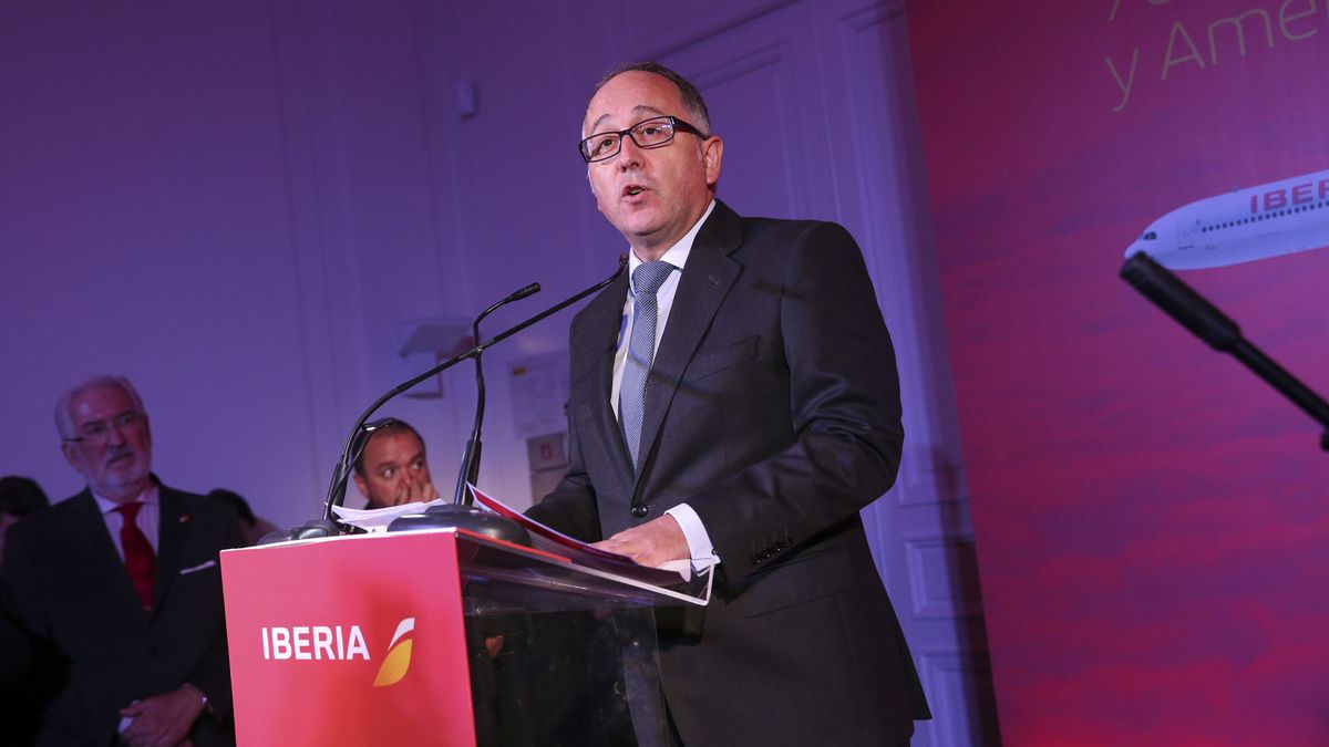 Iberia dará un complemento a los afectados por el ERTE y Gallego baja su salario un 50%