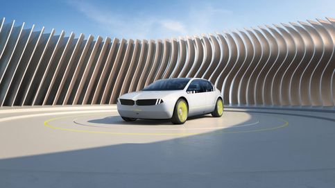 El futuro de BMW se ve en el i Vision Dee, con realidad virtual y color cambiante