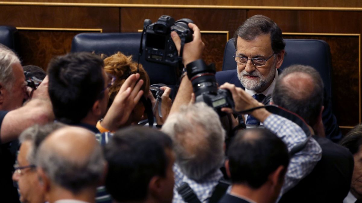 Así es el requerimiento del Gobierno a Puigdemont: marcha atrás o intervención