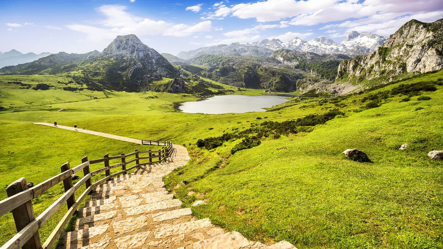 Lago en Covadonga, Asturias. (iStock)