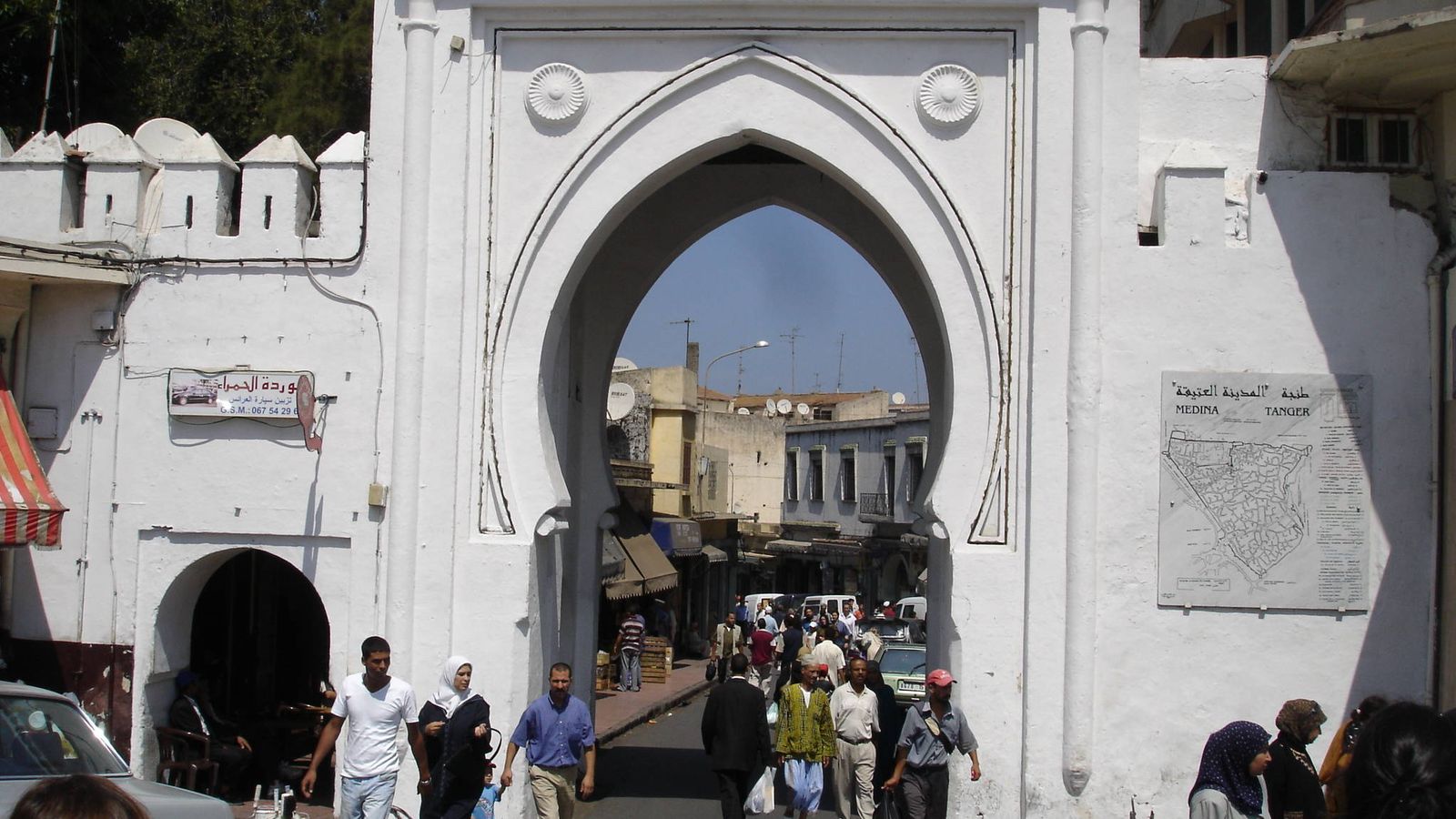 Foto:  Una de las puertas de entrada a la medina. (Wikipedia: Svik)