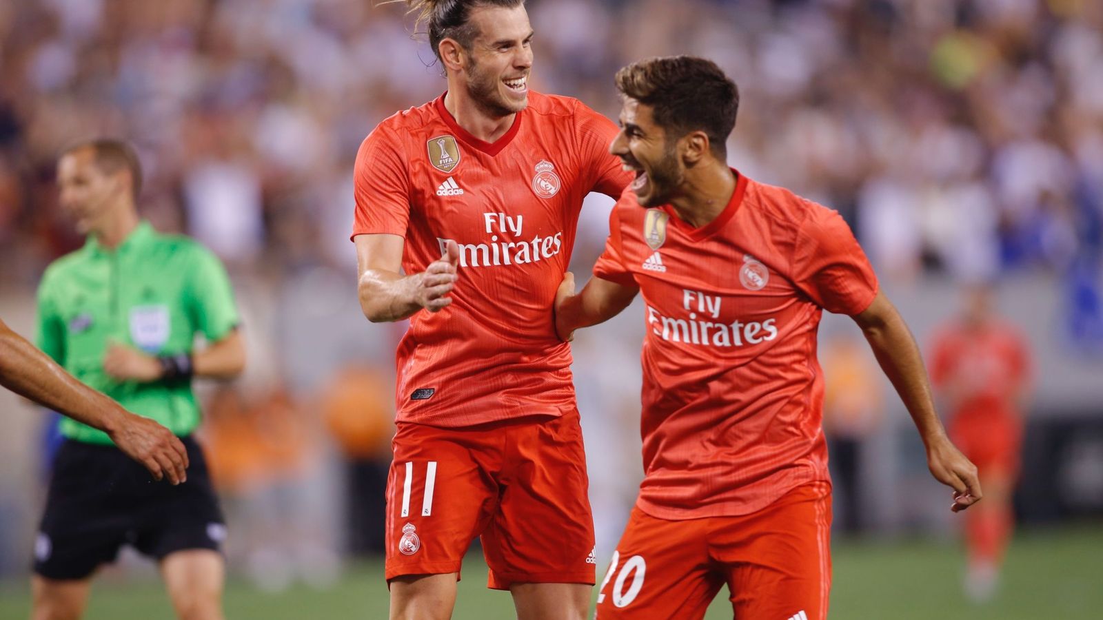 Foto: Bale y Marco Asensio celebran el primer gol del Real Madrid contra la Roma en New Jersey. (Efe)