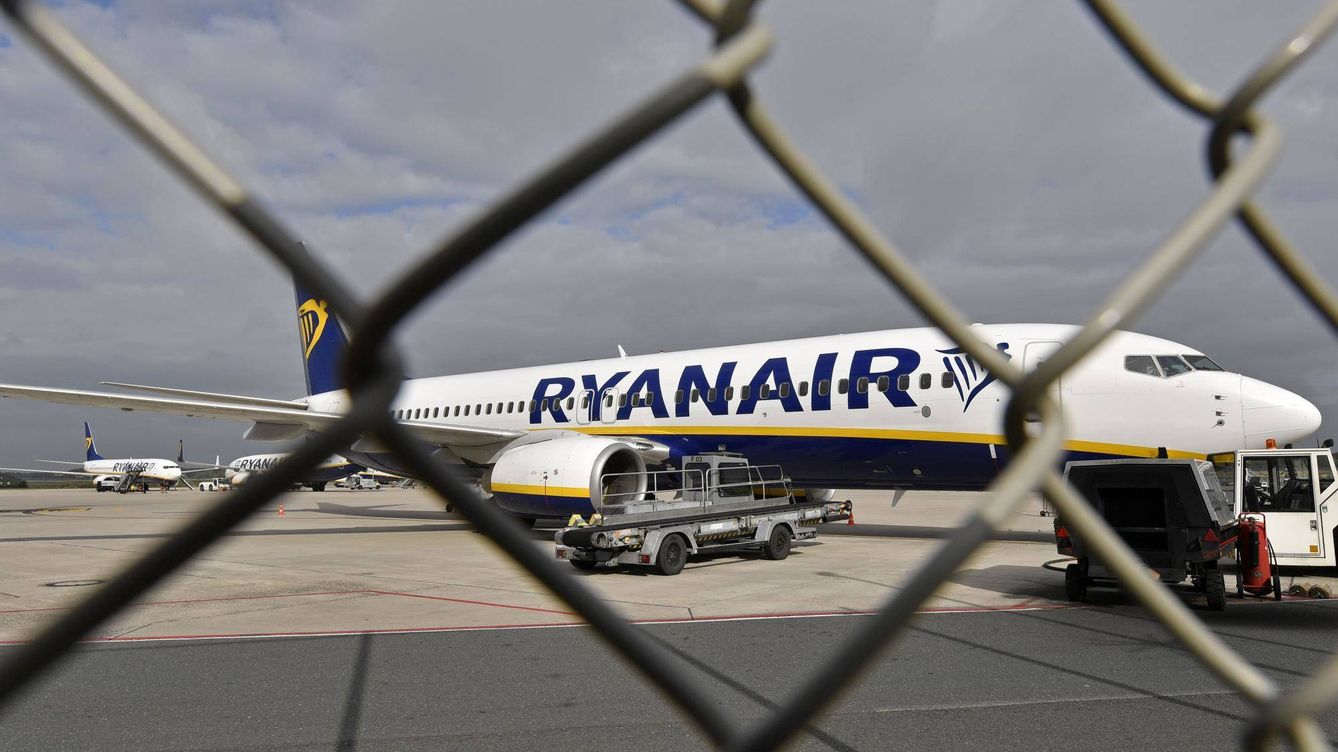 Foto: Un avión de la aerolínea irlandesa Ryanair. (Reuters)