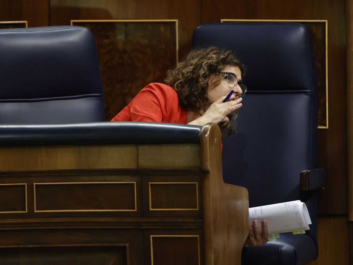 Foto: La ministra de Hacienda, María Jesús Montero, durante la primera jornada del debate de totalidad del proyecto de presupuestos. (EFE/Mariscal)