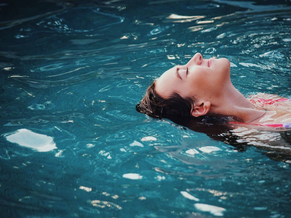 Foto: La obra de Denis Collins es una piscina gratuita a la que todo el mundo está invitado (Unsplash)