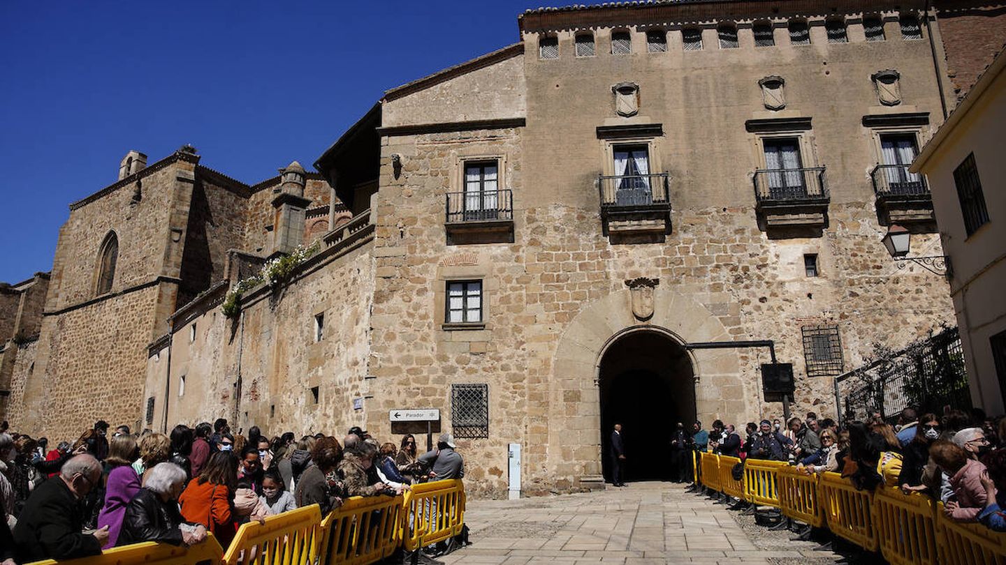 Imagen de la entrada al Palacio de Mirabel. (LP)
