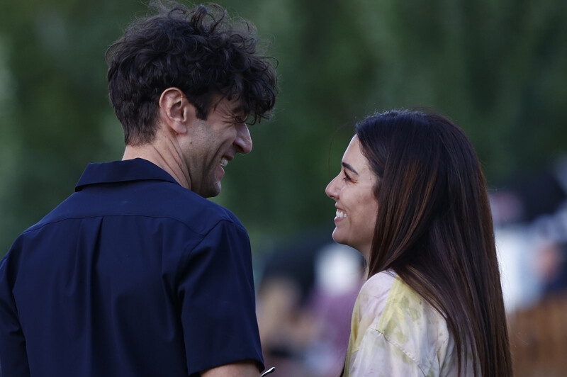 Foto de Javier Rey recupera su tradición más romántica con Blanca Suárez y la deja sin palabras
