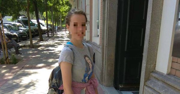 Foto: Fotografía reciente de Alenka Yumara, la alemana de 15 años que ha sido localizada en Granada. (Foto enviada por la familia a El Confidencial)