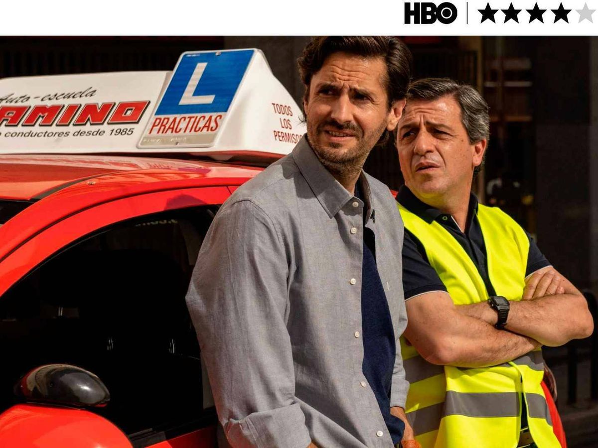 Foto: Juan Diego Botto y David Lorente en un fotograma de la serie 'No me gusta conducir'. (HBO)