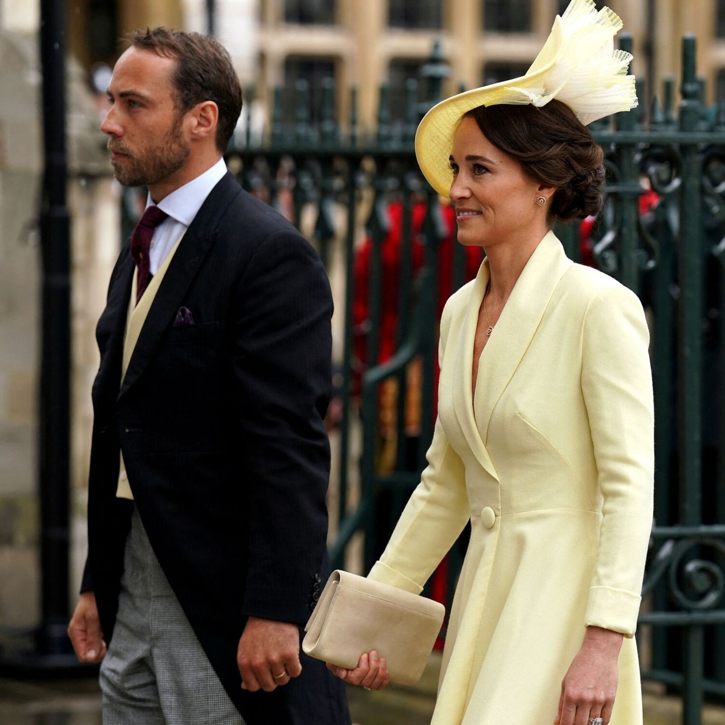 Pippa y James Middleton, en la coronación de Carlos III. (Reuters/Andrew Milligan)