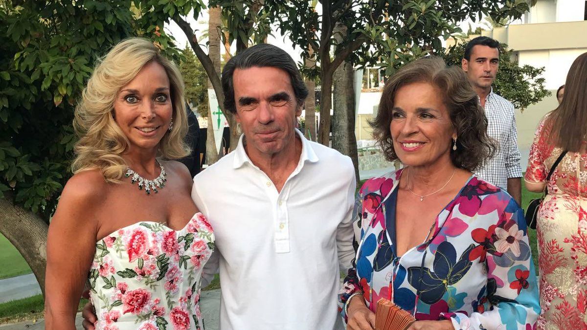 Raquel Bernal quita protagonismo a Aznar y Botella en la gala del cáncer de Marbella