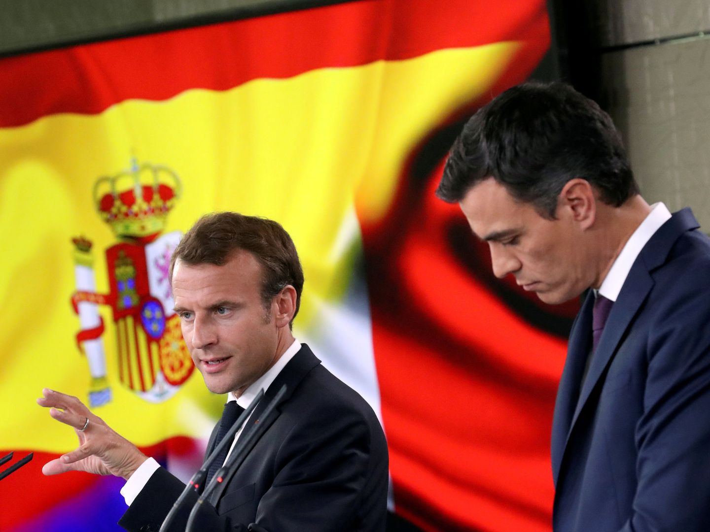 Emmanuel Macron y Pedro Sánchez durante una rueda de prensa conjunta en La Moncloa, el 26 de julio de 2018. (Reuters)