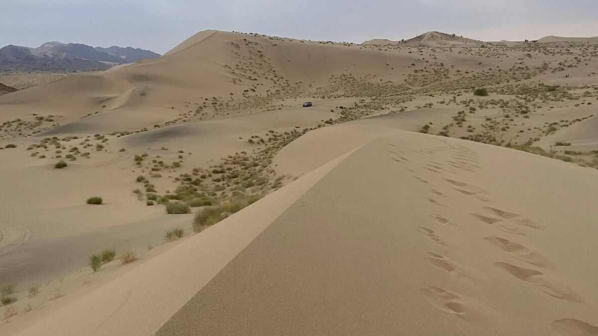 El increíble vídeo que te aliviará el calor: así hacían hielo en el desierto en la Antigüedad
