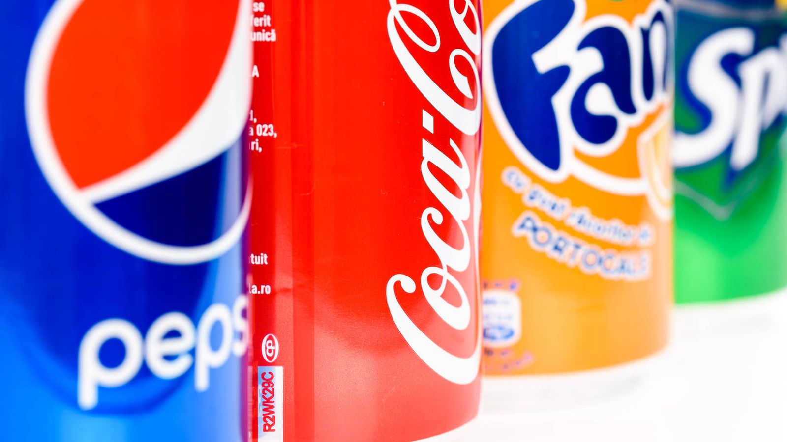 Foto: Las marcas de bebidas con azúcar se verán afectadas por la tasa anunciada por el Gobierno. (Reuters)